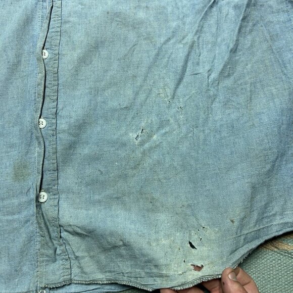 Vintage 1960s chambray work shirt Washington Dee Cee worn stained distressed XL - Picture 7 of 16